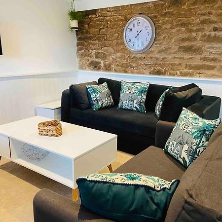 The Mill Stylish Rural Apartment With Beautiful Views Welsh Newton Common Екстериор снимка